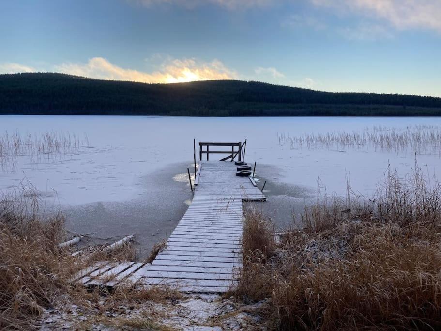 Lakeside Wilderness Cabin Jokkmokk Exterior foto